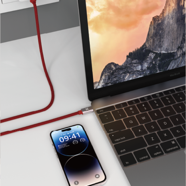 Xbyte XB-4720 USB-C auf USB-C Kabel 1m 60W mit Digital Display