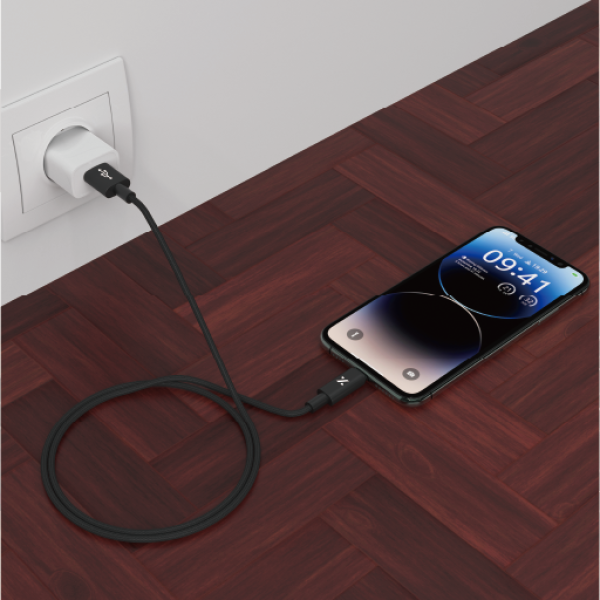 Xbyte XB-4765 Nylon USB Ladekabel 1m 3A – PVC & Geflochten